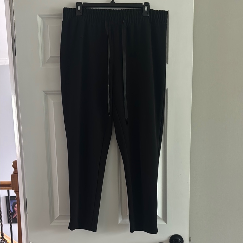 NYC Black Elastic Waist Joggers